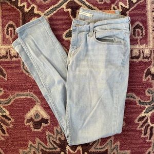 Levi’s 535 Super Skinny Jeans